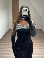 Black Long Sleeve Velvet Trumpet Pleated Floor-Length Evening Gowns