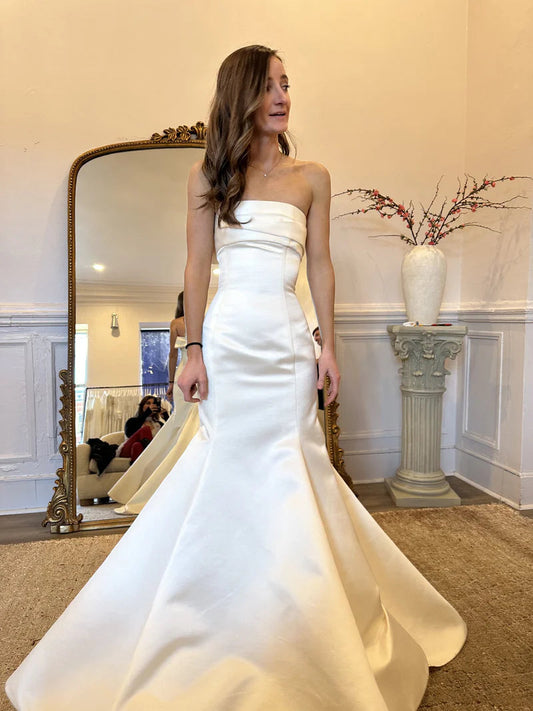 Gorgeous Mermaid Strapless Satin Long Wedding Dresses