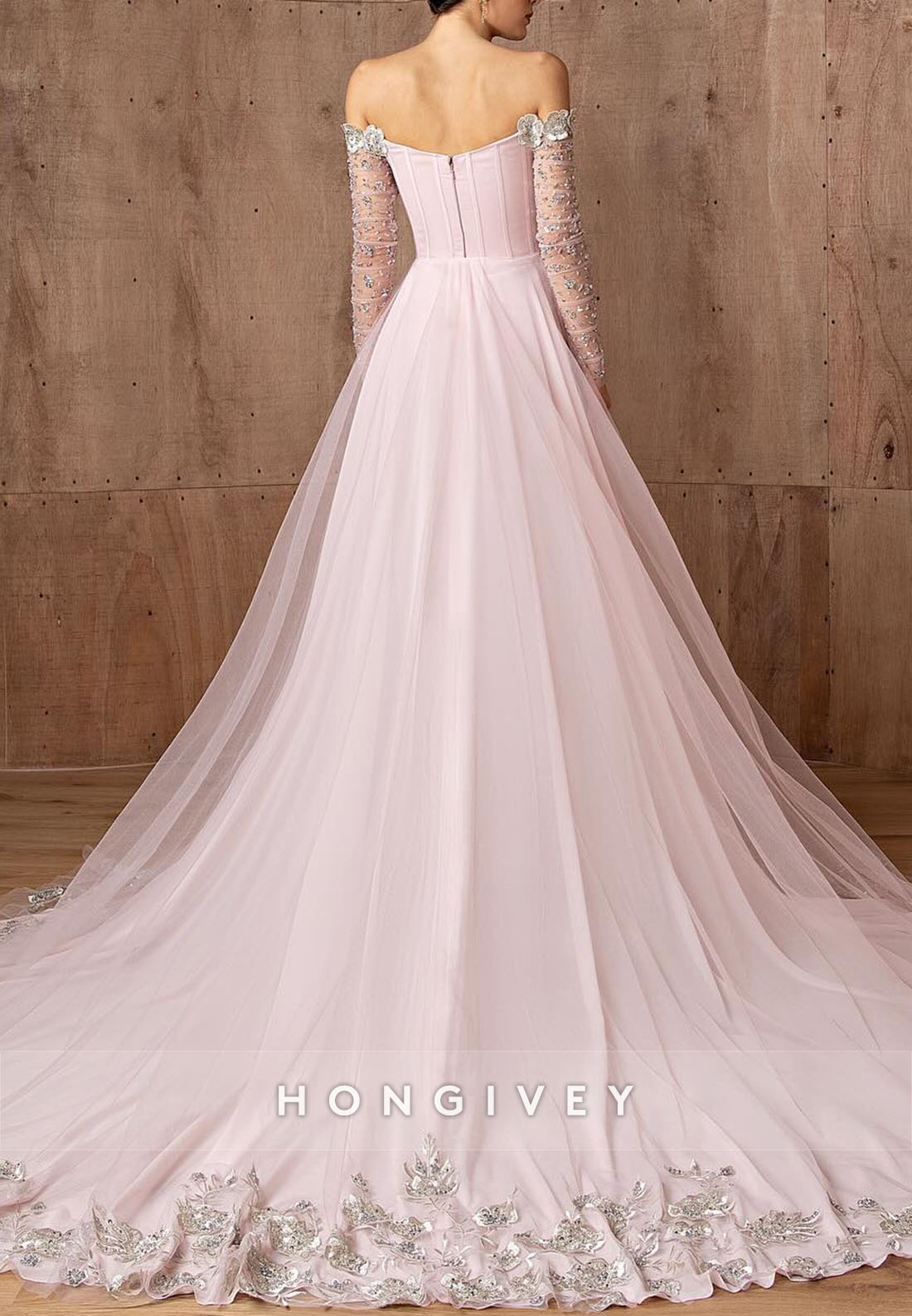Off the Shoulder Long Sleeves Light Pink Trumpet Evening Gowns with Tulle trailing