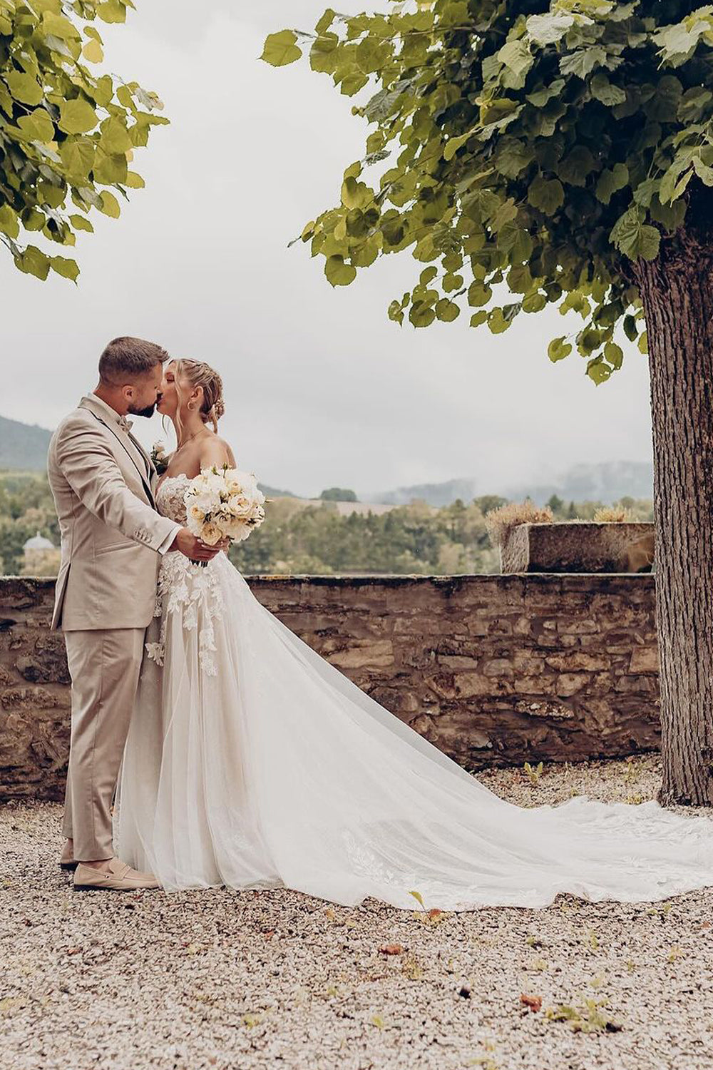 Fashion Bohemian A Line Sweetheart Tulle Long Wedding Dresses with Appliques