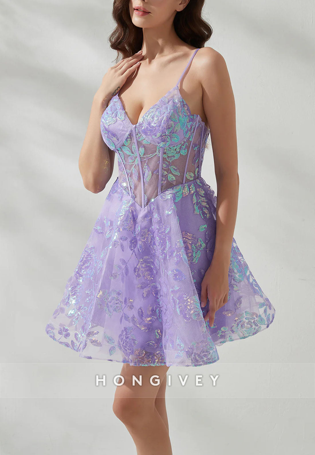 Violet Spaghetti Straps Appliqued A-Line V-Neck Short Homecoming Dress