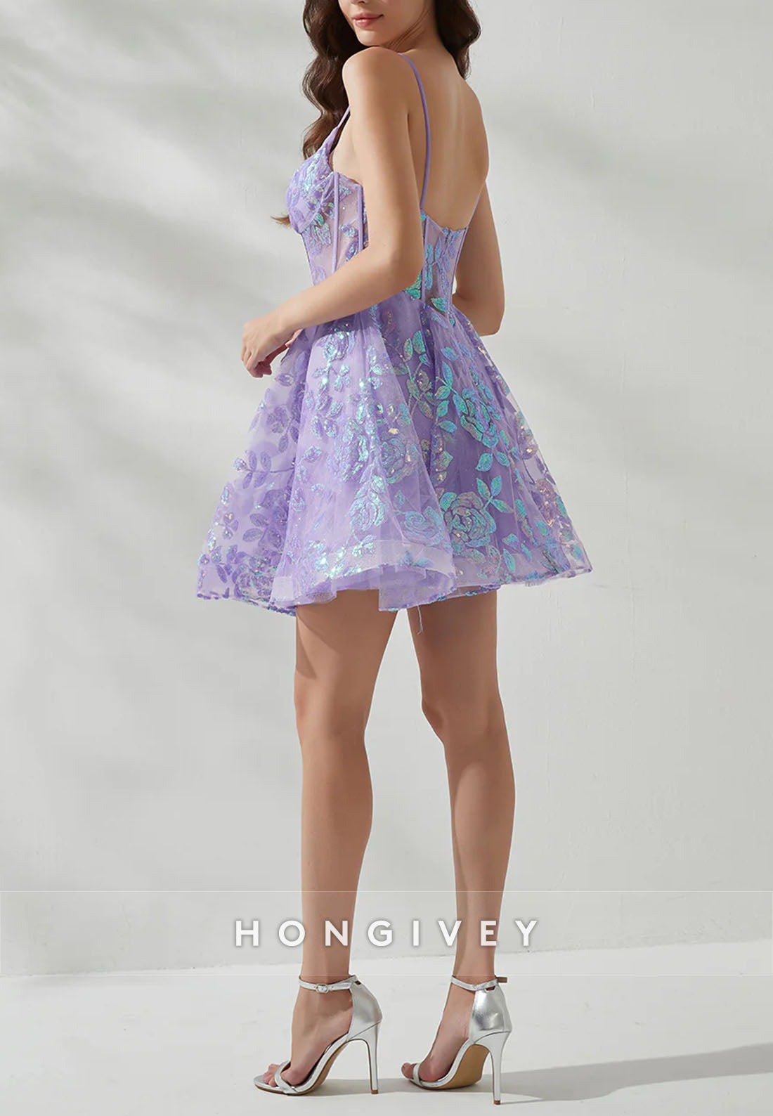 Violet Spaghetti Straps Appliqued A-Line V-Neck Short Homecoming Dress