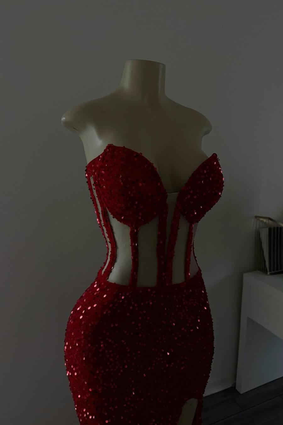 Red Sweetheart Sleeveless Mermaid Prom Dress Sequins Split Long With Lce-up Back
