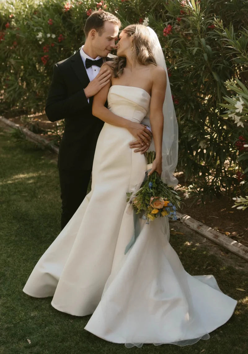 Gorgeous Mermaid Strapless Satin Long Wedding Dresses