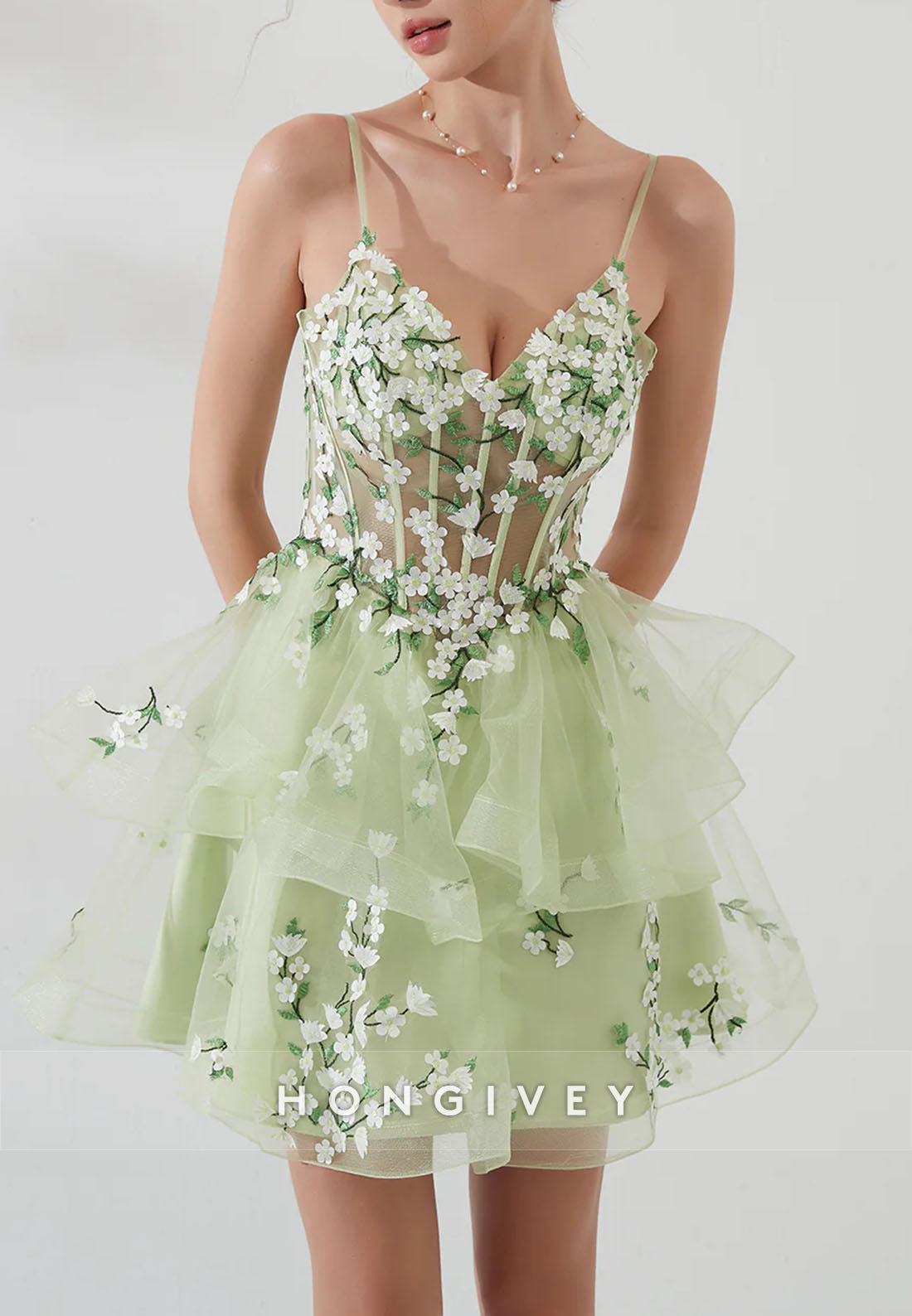 Mint Green Spaghetti Straps A-Line V-Neck Short Homecoming Dress with Appliques