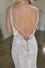 Romantic Mermaid V Neck Lace Wedding Dresses