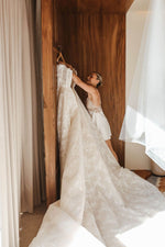 Gorgeous Ball Gown Off the Shoulder Lace Wedding Dress with Long Sleeves