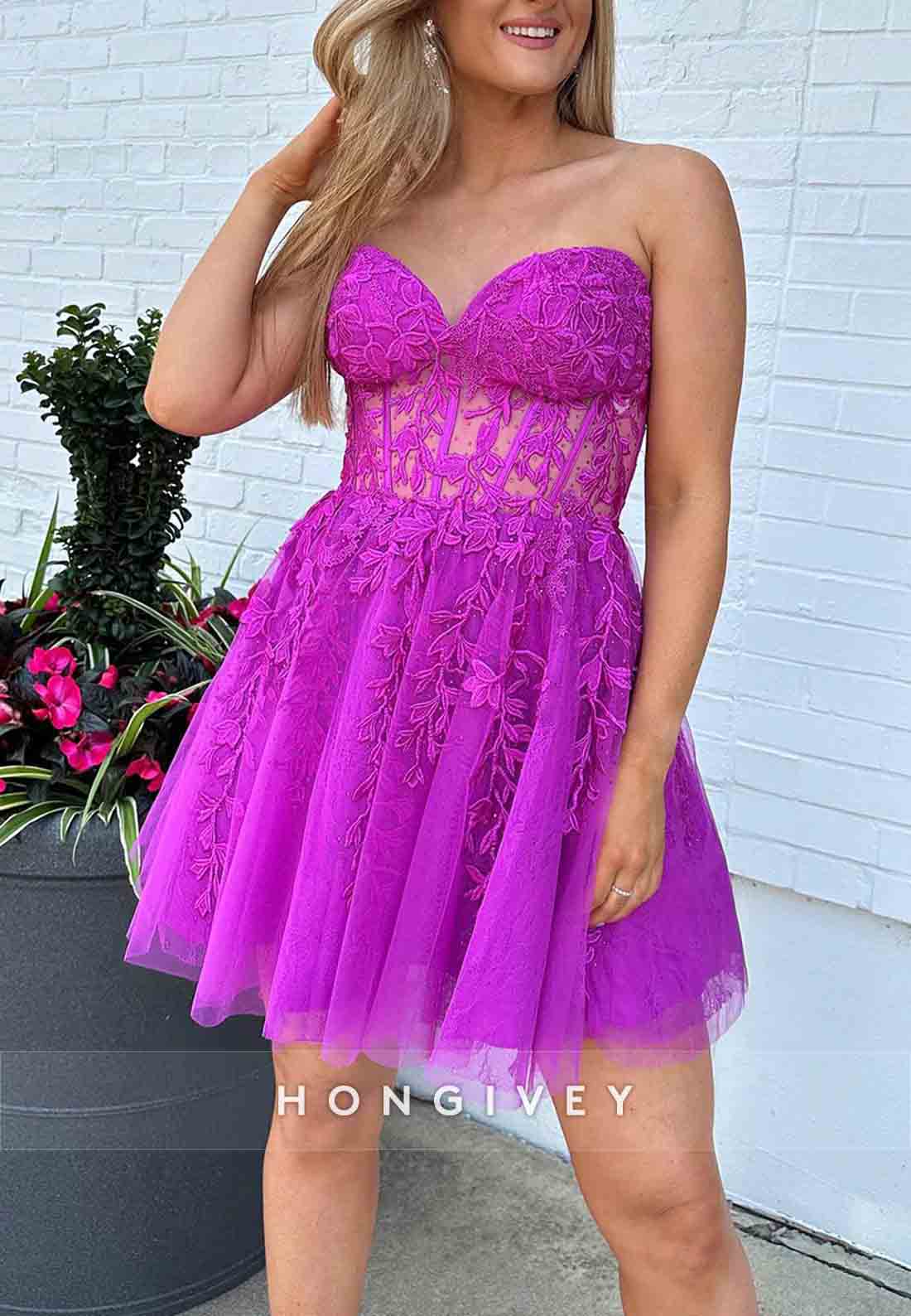 A-Line Strapless Lace Up Short Tulle Homecoming Dresses with Appliques