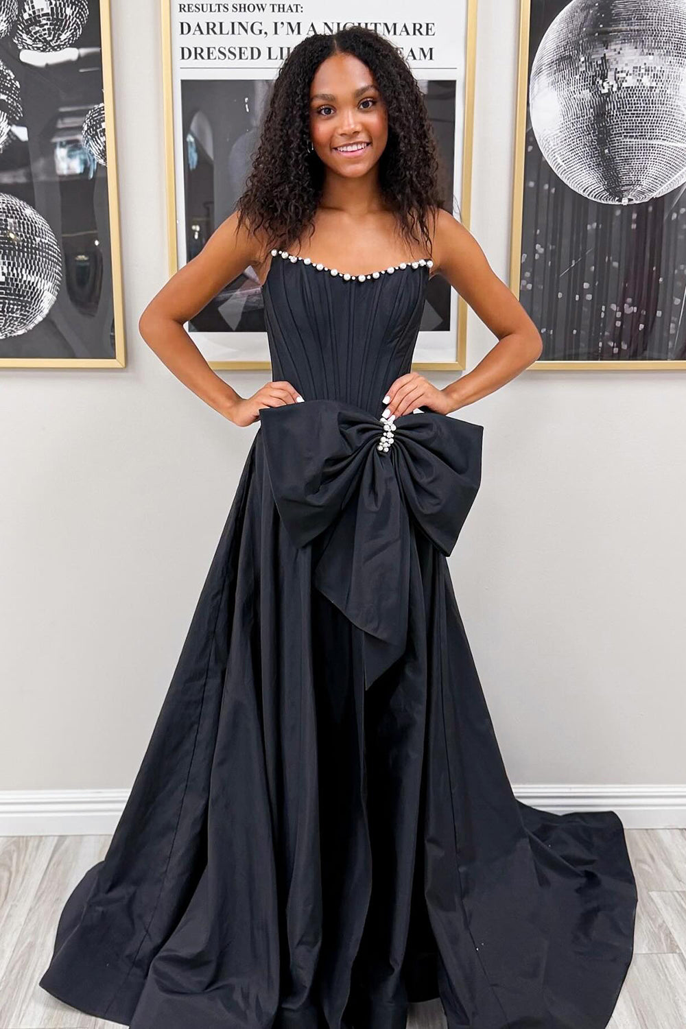 A Line Satin Crystal Prom Dresses Long Sweetheart Black Evening Gowns with Bowknot