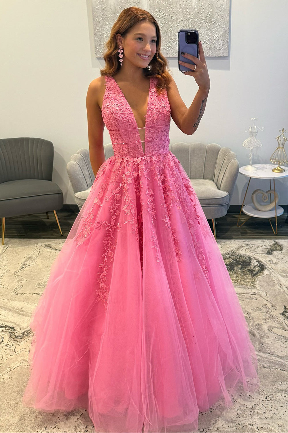 A Line Tulle Appliqued Prom Dresses Long Elegant V Neck Evening Party Gowns for Women