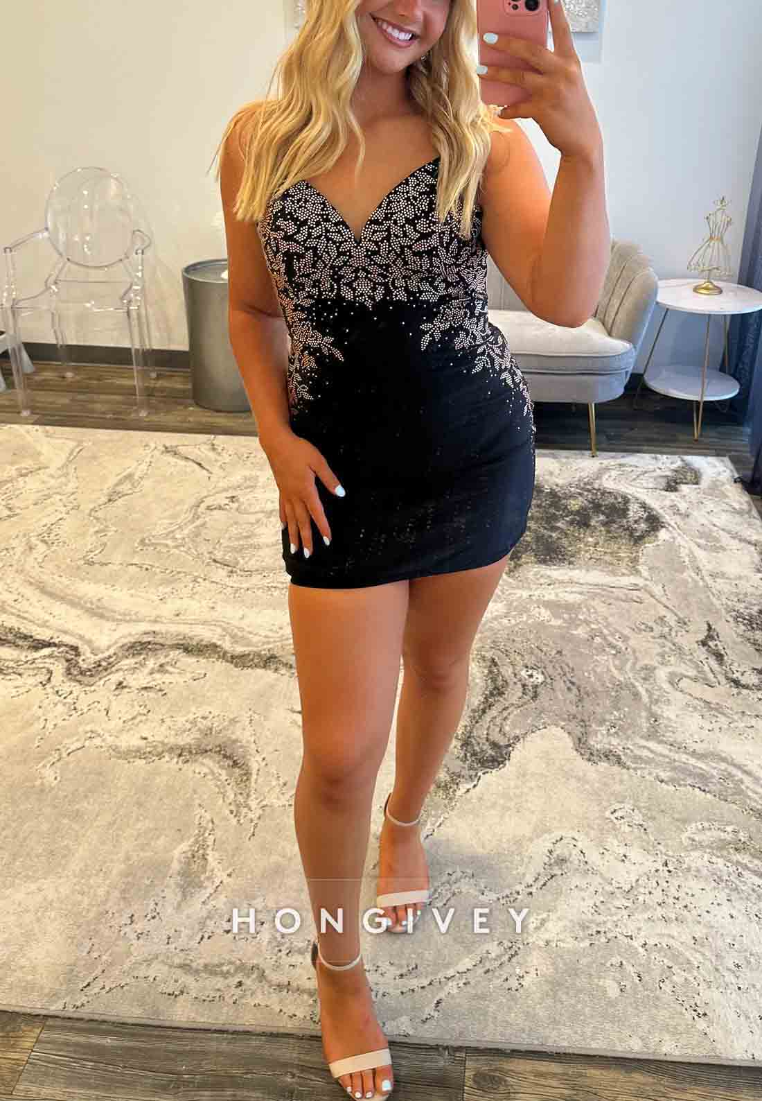 Halter Sheath Crisscross Back V-Neck Mini Homecoming Dress with Beading