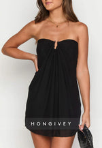 Chic Black Strapless Sweetheart A-Line Pleated Mini Homecoming Dress