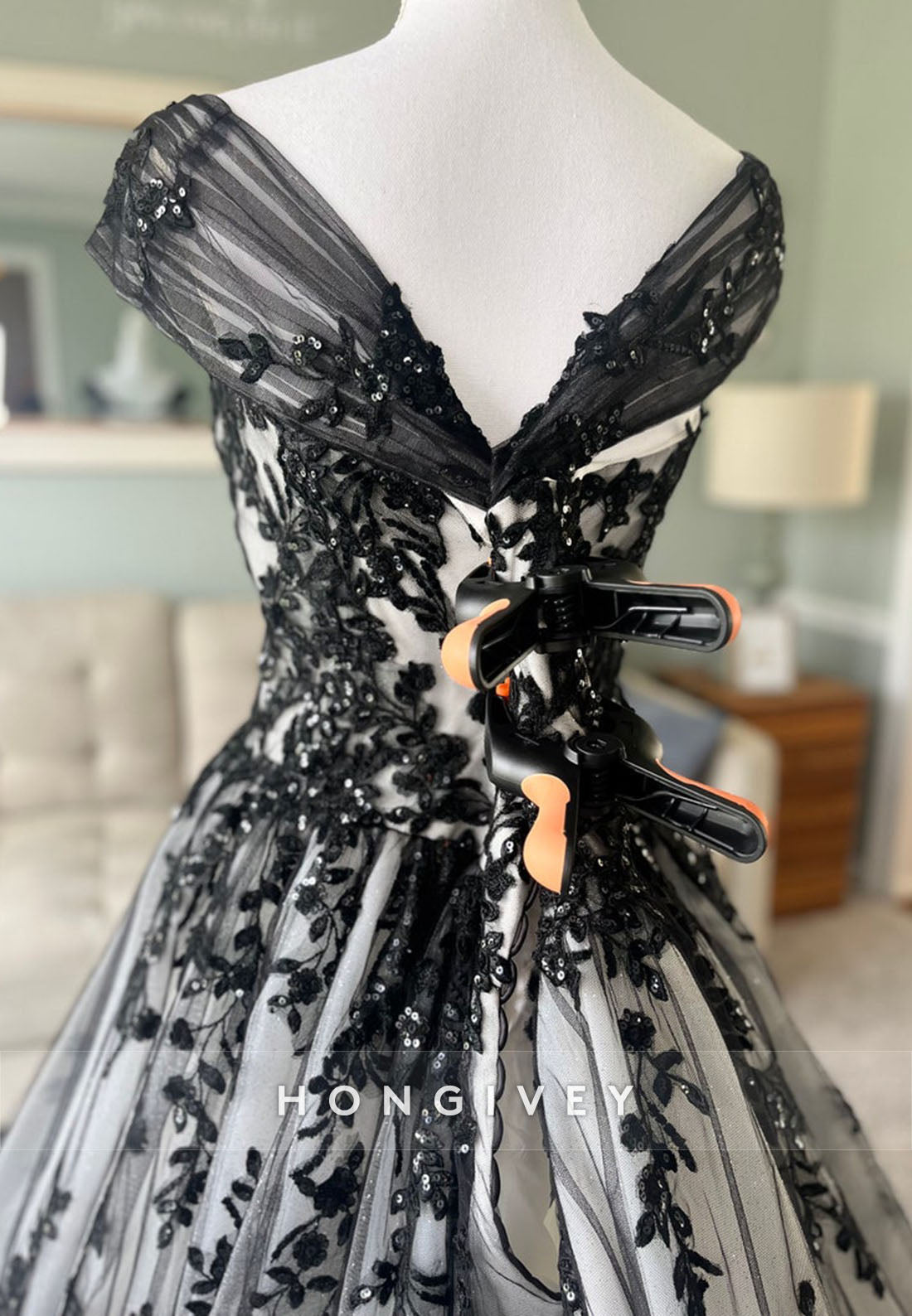 Black and Ivory Cap Sleeves A-Line V Back Wedding Dress with Appliques