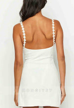 Chic Sheath Spaghetti Straps Shoulder Flower Satin Short Homecoming Dress