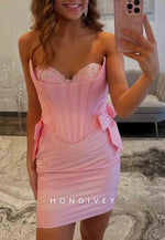 Chic Sheath Sweetheart Pink Corset Mini Homecoming Dress with Appliques Bowknot