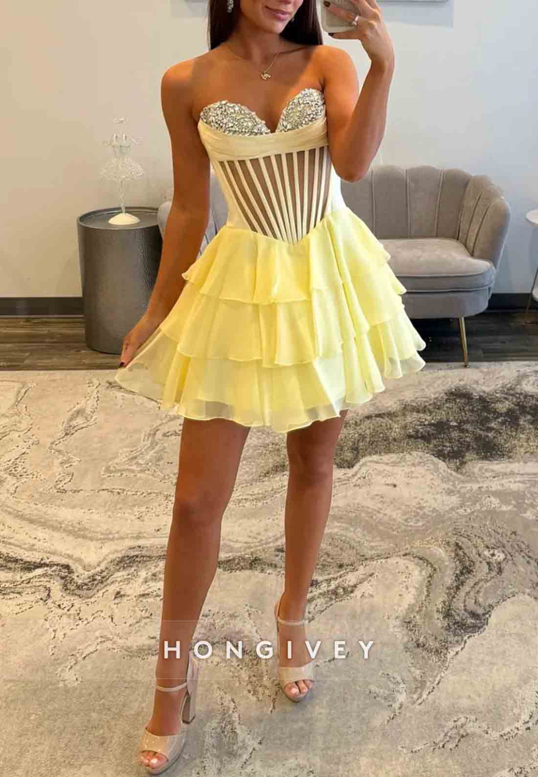 Sweetheart Halter Sleeveless A-Line Ruched Strapless Short Homecoming Dresses