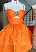 Spaghetti Straps Pleated Appliqued Back Zipper A-Line Short Homecoming Dresses