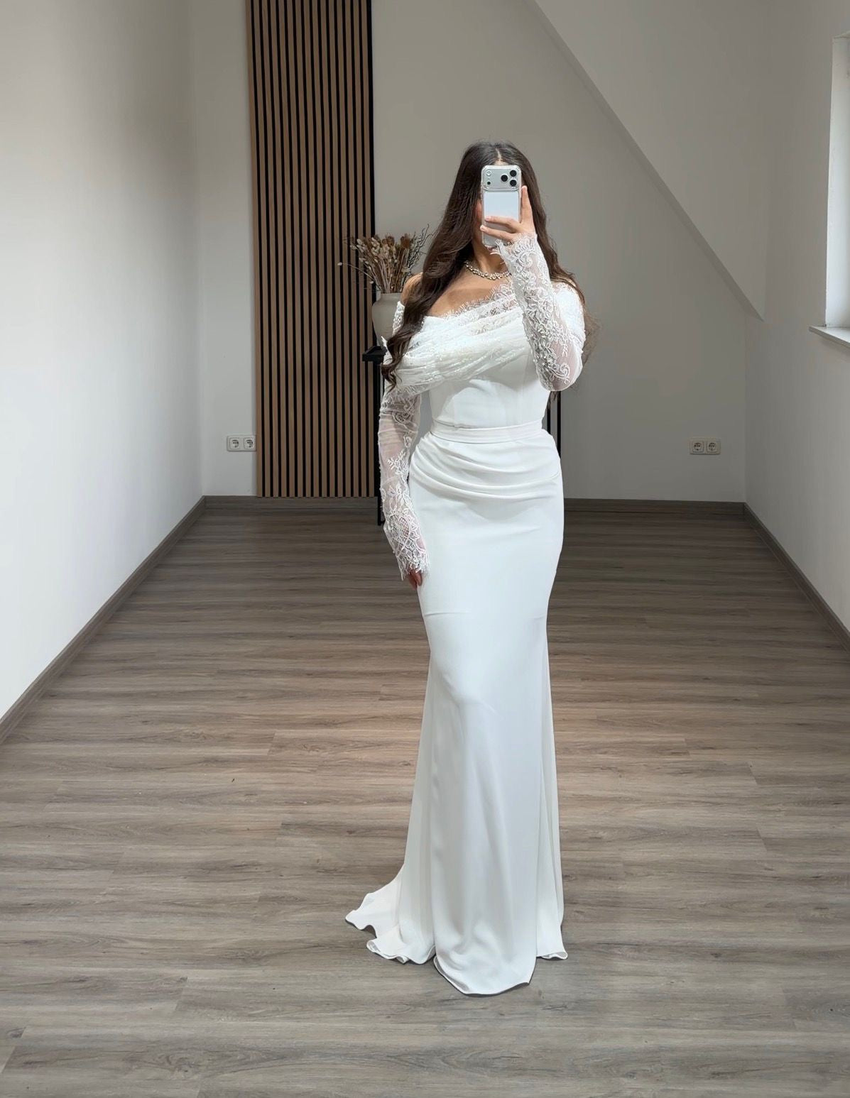 White Lace Long Sleeve One Shoulder Floor-Length Trumpet Evening Gowns