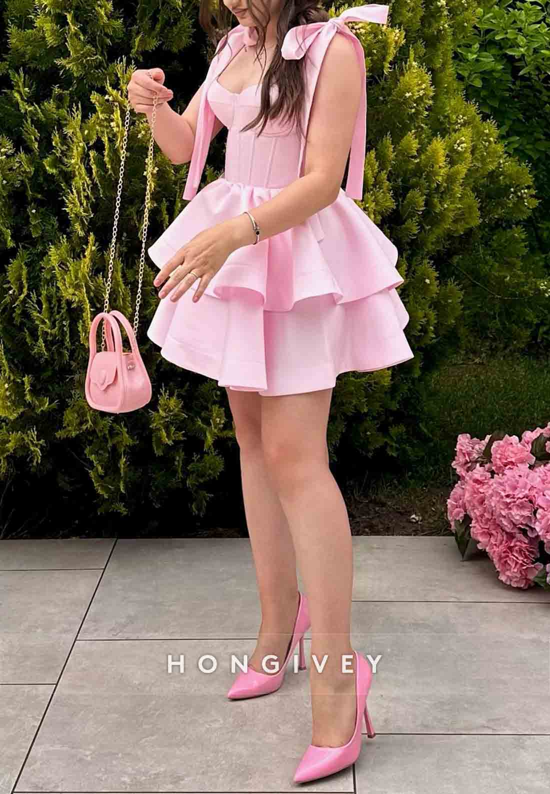 A-Line Sweetheart Ruched Sleeveless Short Homecoming Dress with Bowknots
