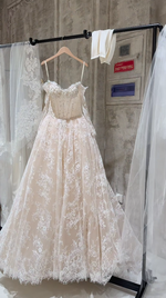 Timeless A-Line Long Wedding Dresses Lace Beaded Bridal Gowns Long Sleeves Bridal Dresses