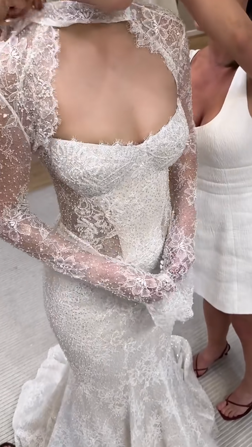 Timeless Sheath Tulle Long Wedding Dresses Applique White Bridal Dresses Sleeveless Bridal Gowns