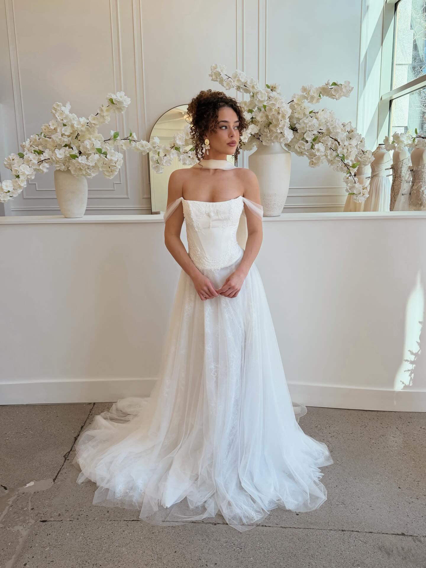 Simple Off the Shoulder Sleeveless A-Line Weddomg Dress
