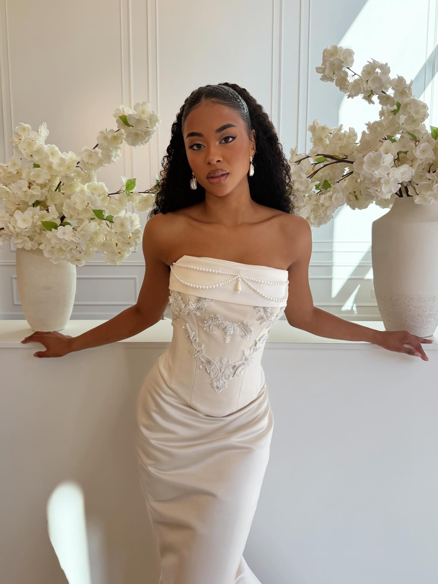 Beaded Applique Strapless Sleeveless Mermaid Wedding Dress