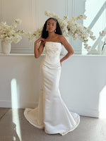 Beaded Applique Strapless Sleeveless Mermaid Wedding Dress