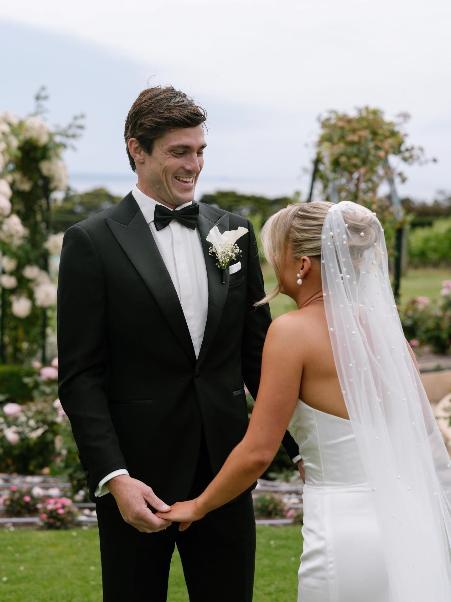 Simple Strapless Sleeveless Mermaid Floor-Length Wedding Dress