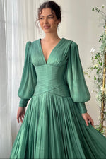 Green V-Neck Long Sleeveless A-Line Floor-Length Evening Dress