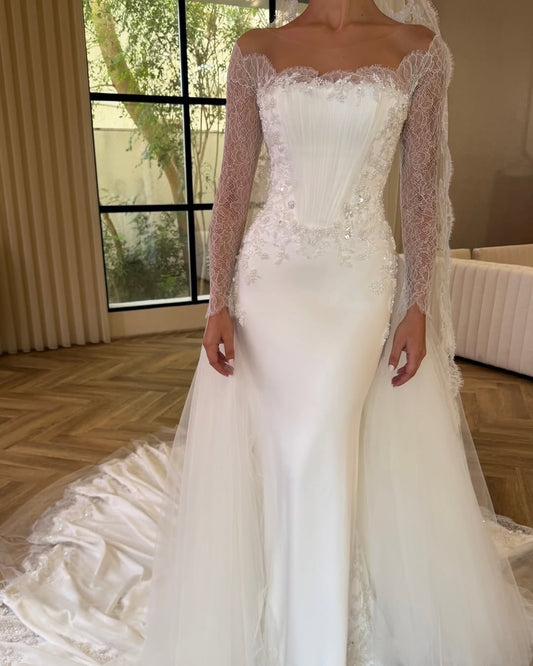 Lace Long Sleeve Applique Mermaid Tulle Court Train Wedding Dress