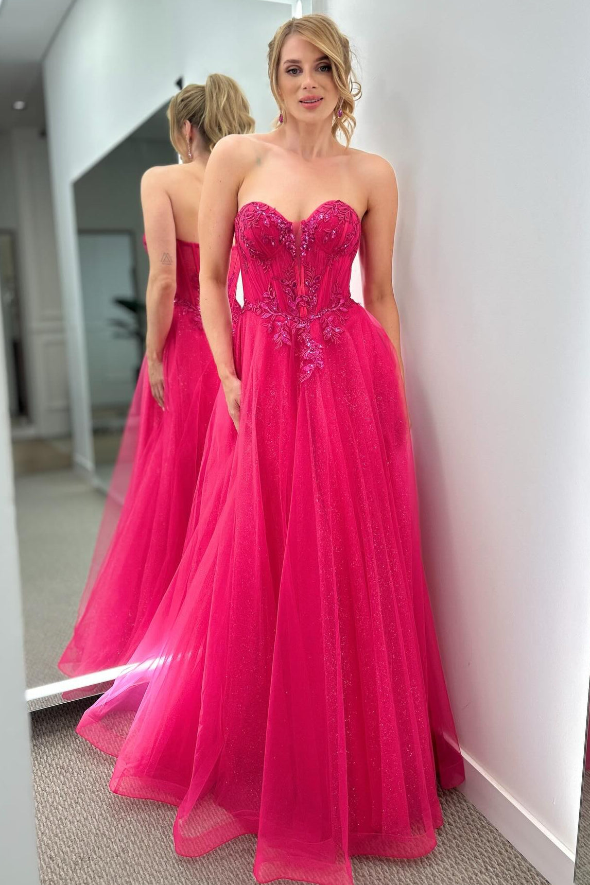 Sweetheart Applique Sleeveless Tulle A-Line Prom Dress