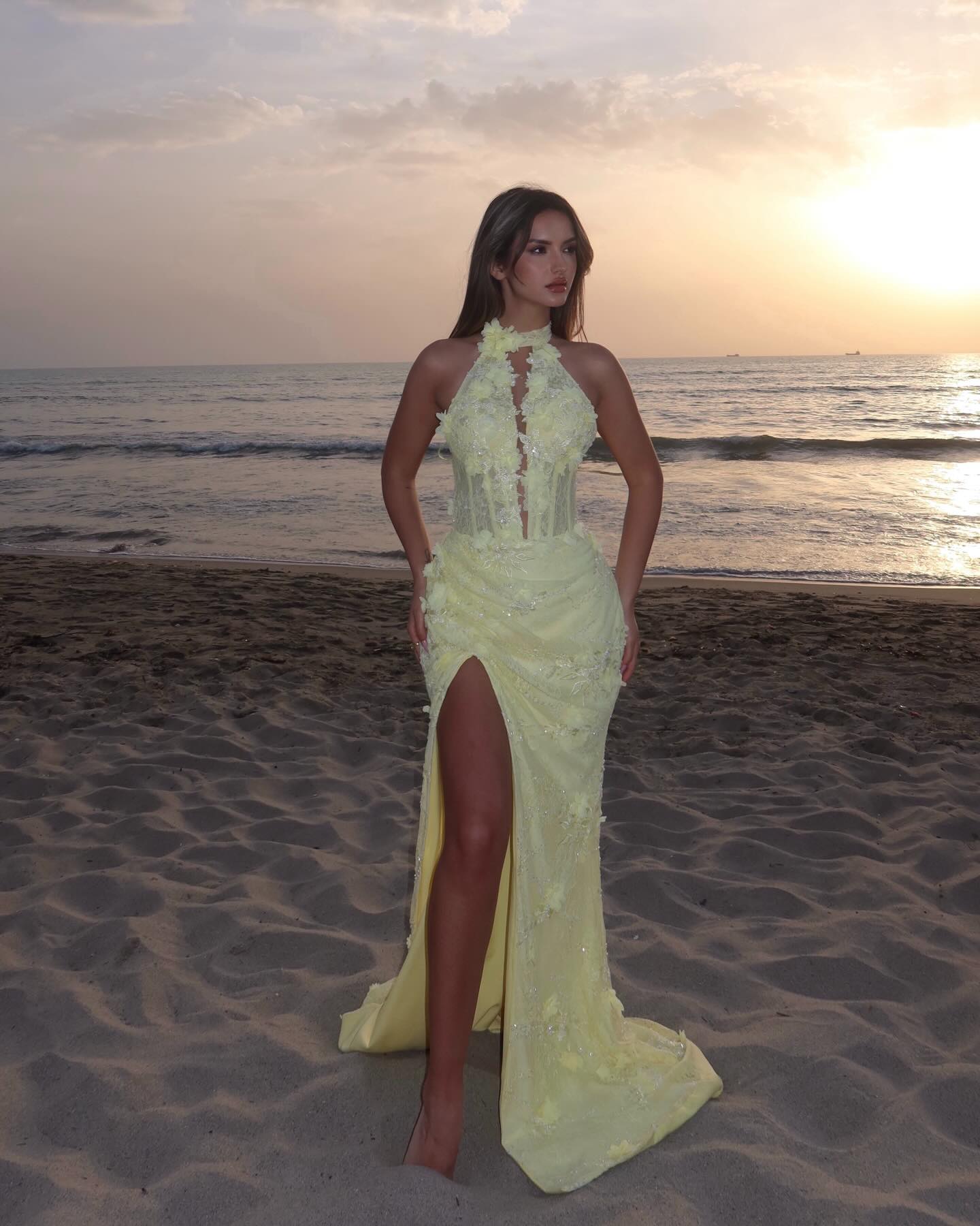 Fashion Halter Sleeveless Flowers Mermaid Side Slit Prom Dress