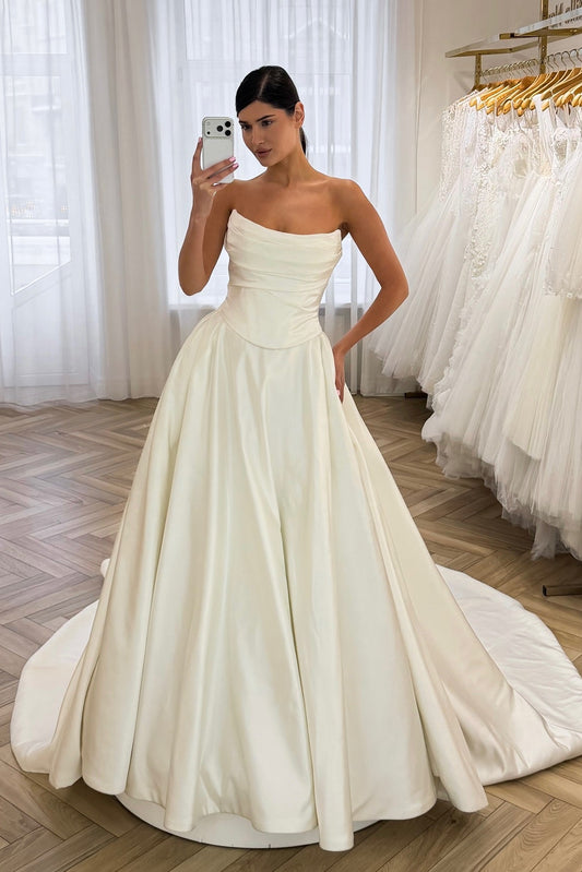 Sweetheart Sleeveless A-Line Floor-Length Wedding Dress