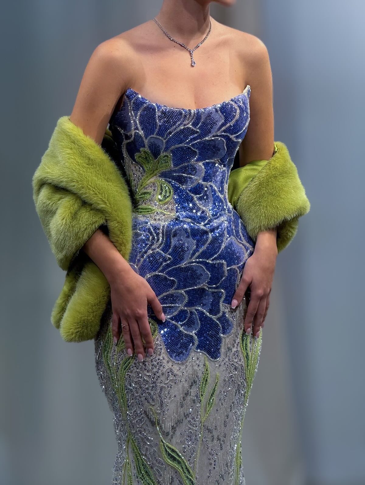 Strapless Sequins Flowers Sleeveless Mermaid Prom Dress