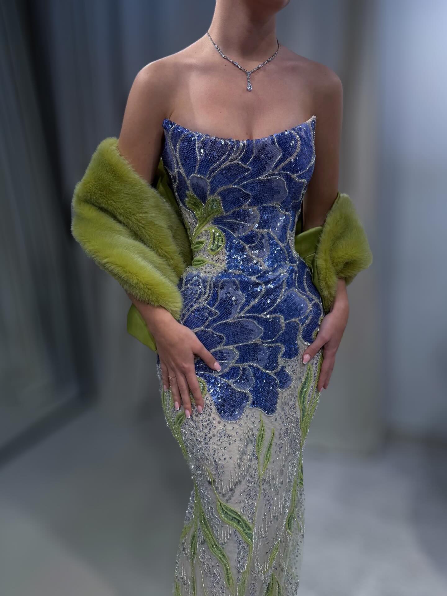 Strapless Sequins Flowers Sleeveless Mermaid Prom Dress