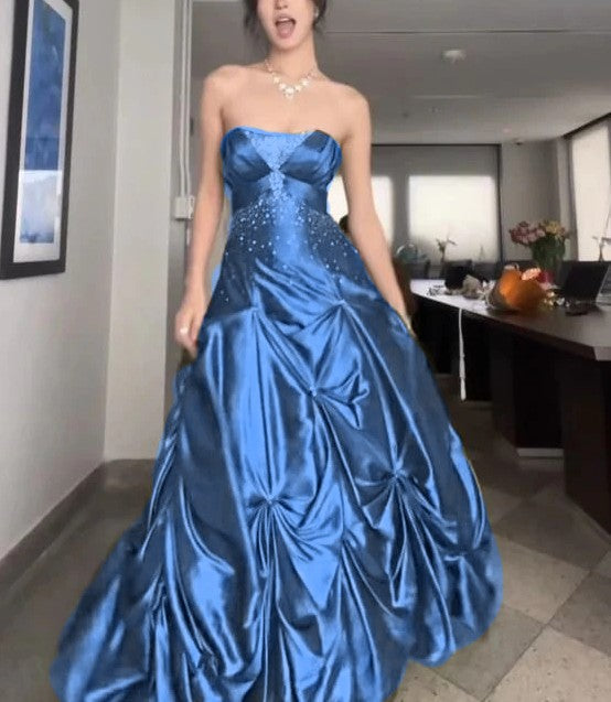 Pretty Forest Green A-Line Long Prom Dresses With Silver Beads Sweet Strapless Satin Evening Dresses