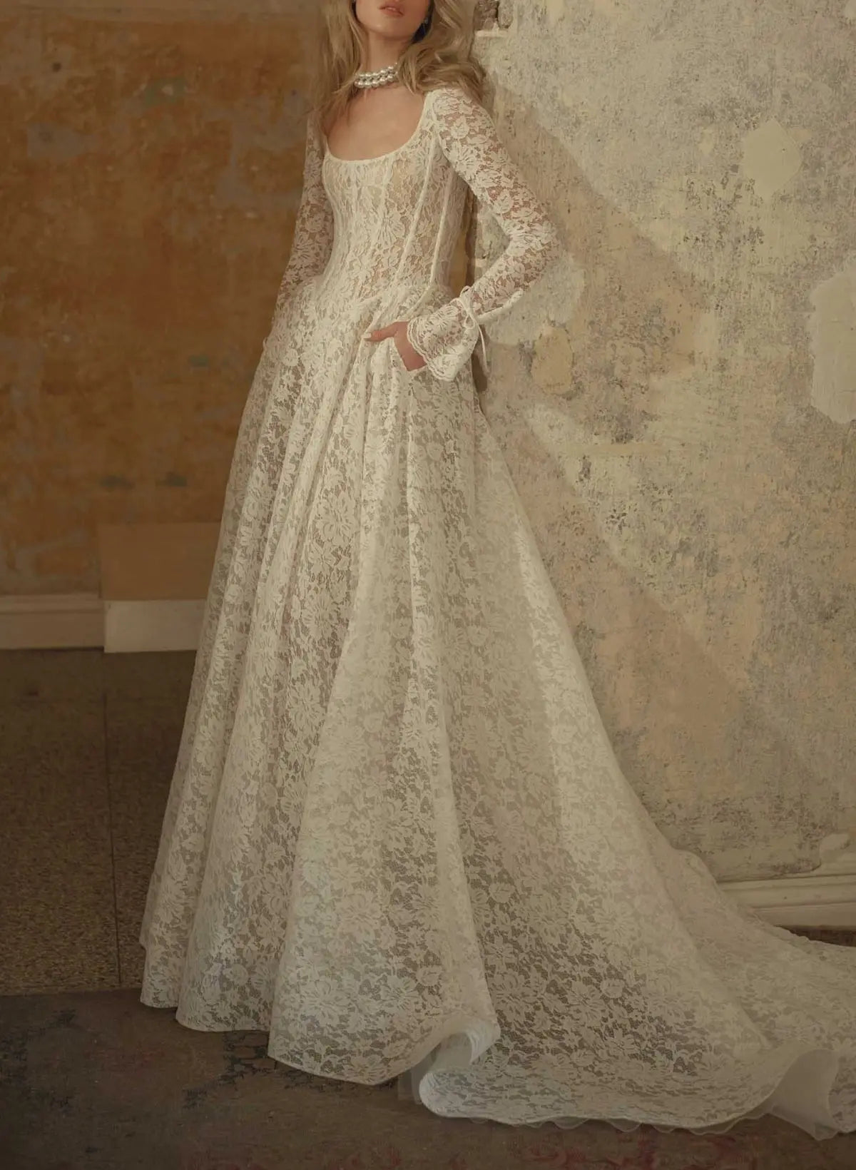 Elegant Square Neck Lace Long Sleeve A-Line Floor-Length Wedding Dress