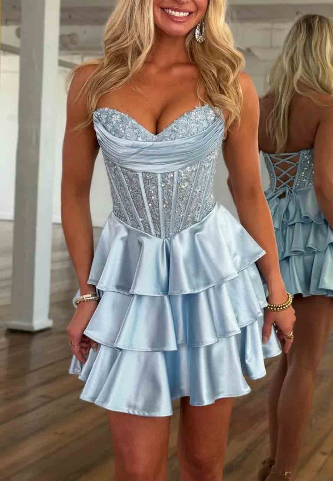 Elegant Sweetheart Homecoming Dress with Lace Corset Bodice and Tiered Skirt