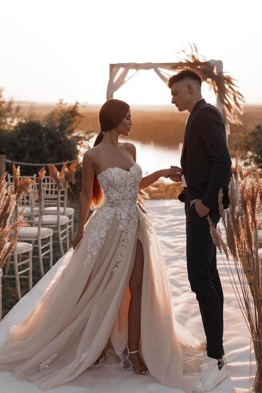 Ball Gown Sweetheart Dark Champagne Tulle Slit Wedding Dresses with Appliques