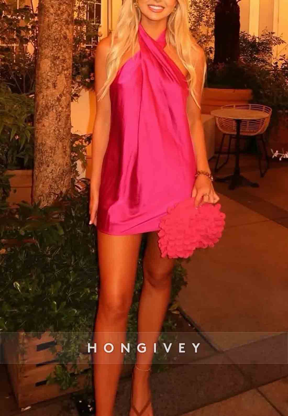 Fashionable Halter Neck Pink Pleated Sleeveless Short Homecoming Dress
