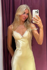 Fashionable Sheath Spaghetti Straps Yellow Long Party Dress with Lace