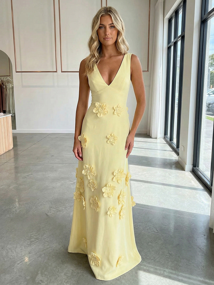 A-Line V-Neck Sleeveless 3D Flowers Backless Formal Dresses