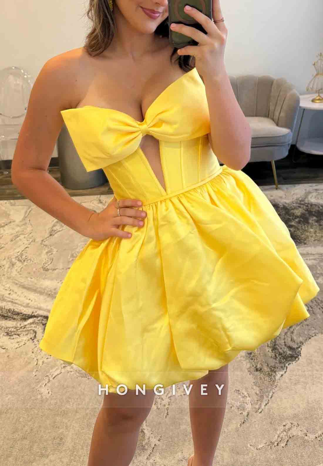 Bowknot Strapless Pleated Sleeveless Tie Back Princess Short Homecoming Dresses