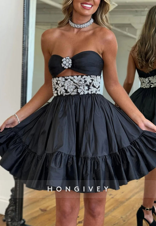 Gorgeous A Line Sweetheart Black Short Homecoming Dress with Beading