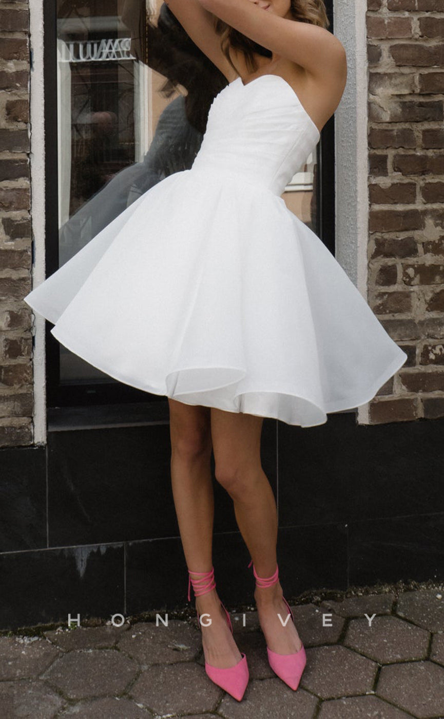H1115 - Chic A-Line Sweetheart Strapless Ball Gown Wedding Dress
