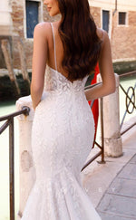 H1212 - Sexy Trumpt V-Neck Spaghetti Straps Empire Appliques Tulle Train Wedding Dress