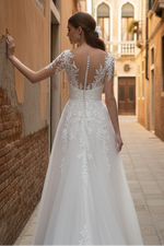 Sexy Tulle A-Line V-Neck Lace Long Sleeve Empire Appliques With Train Wedding Dress