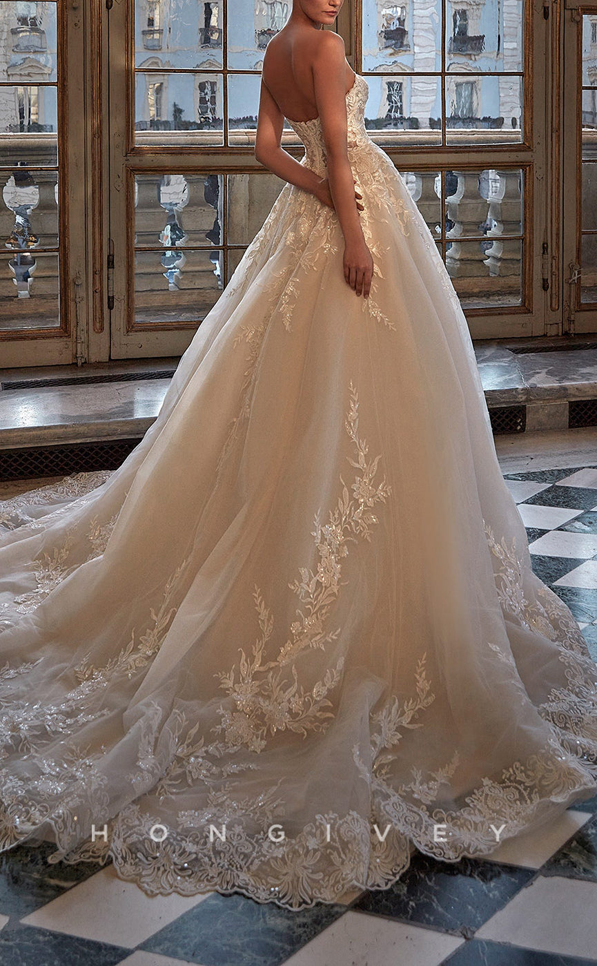 H1619 - Elegant Tulle A-Line Sweetheart Strapless Empire Lace Applique With Train Wedding Dress