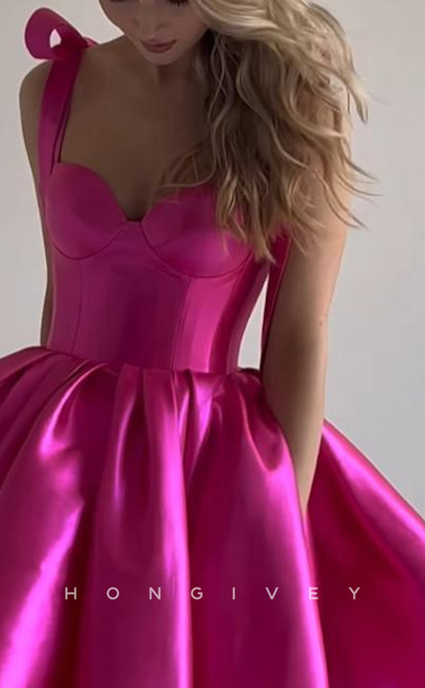 H1799 - Sweet Ruched Tiered With Bow Detail Short Cake Party Graduation Homecoming Dress